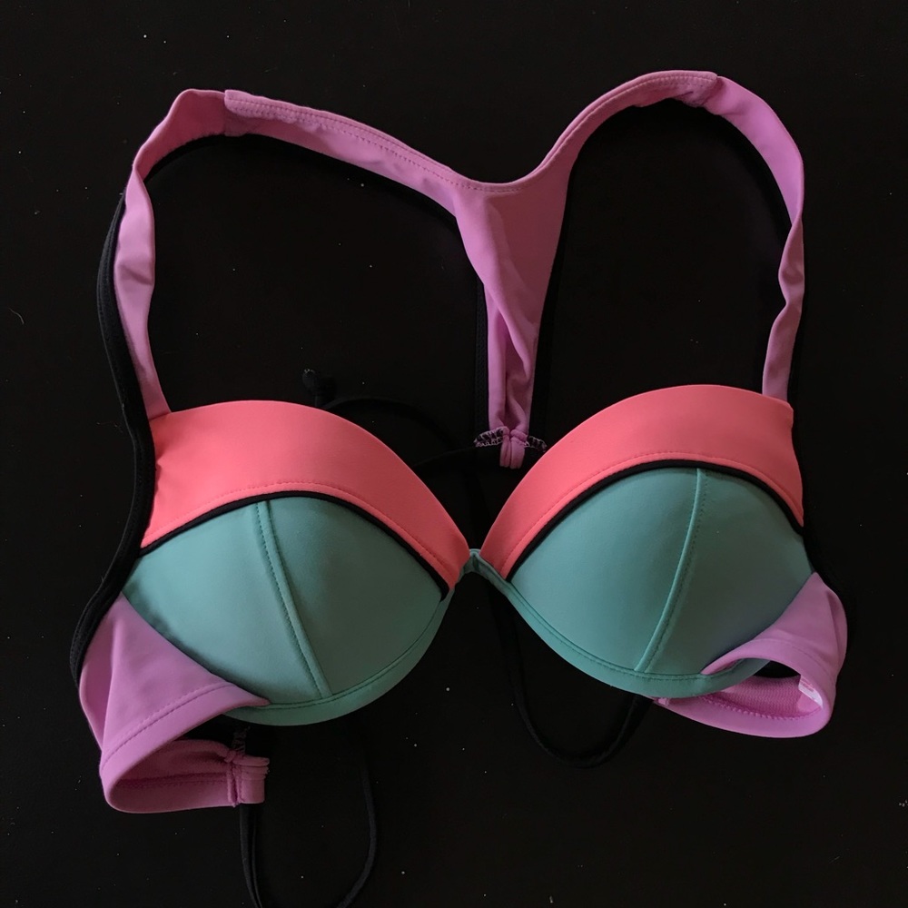 Bikini top